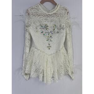 Girls Figure Skating Competition/Performance Dress Size 6-8 White Rhinestone